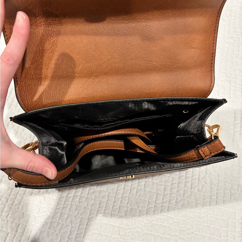 NWOT Dune Handbag- Vintage and Elegant! - Picture 6 of 6